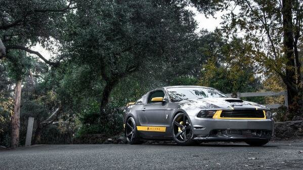 #ford #mustang #gt #grey #yellow