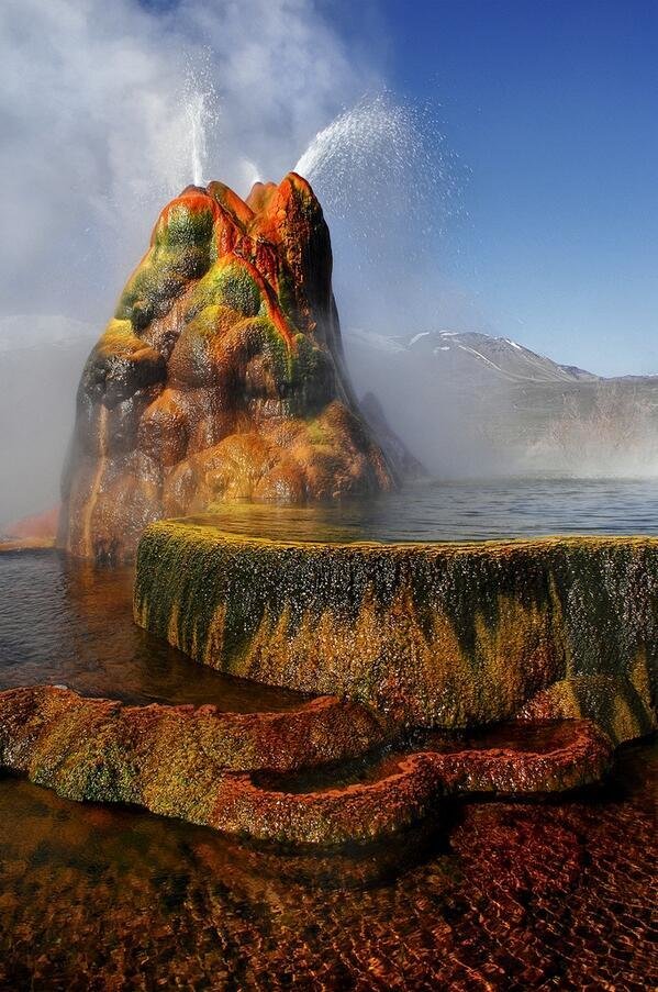 Fly Geyser, Nevada