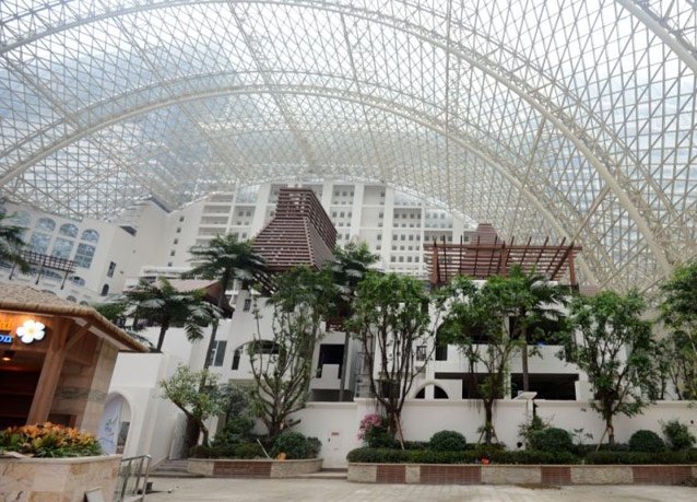 China Century Mall 5