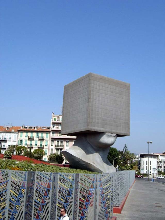 Amazing Buildings - Museum of Modern and Contemporary Art (Nice, France)