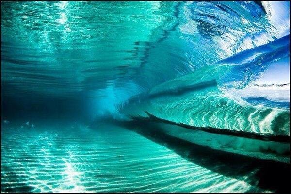 Spectacular.. The inside of a wave.