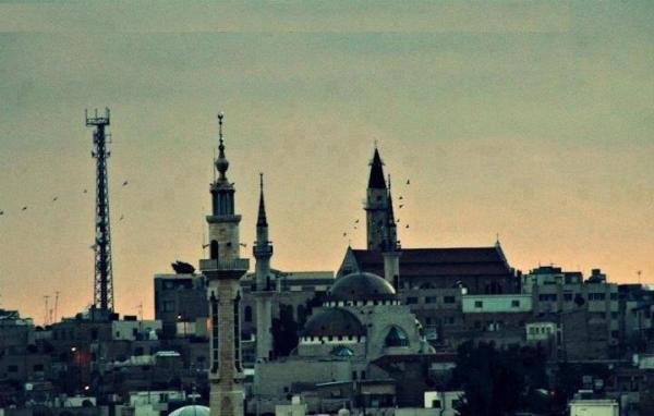 المسجد والكنيسة معا في صورة واحدة هنا #مادبا #الأردن