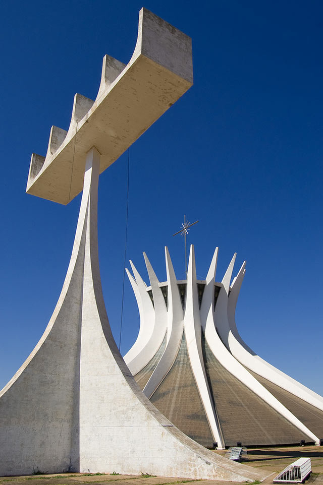 Amazing Buildings - Cathedral of Brasilia (Brazil)