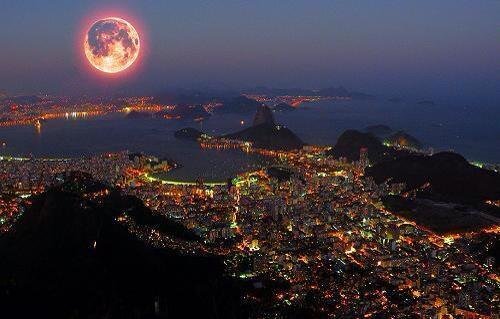 Rio De Janeiro at night