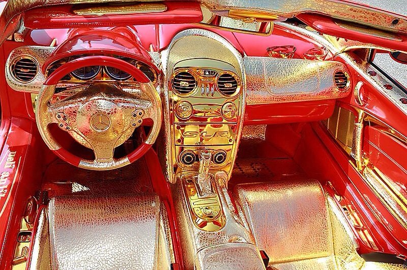Mercedes-Benz SLR McLaren 999 Red - interior shot