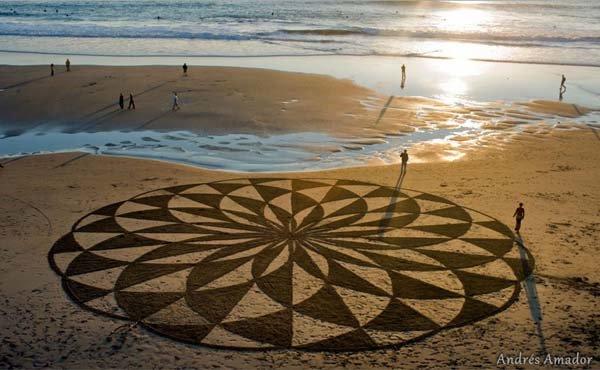 Andre Amador Beach Art