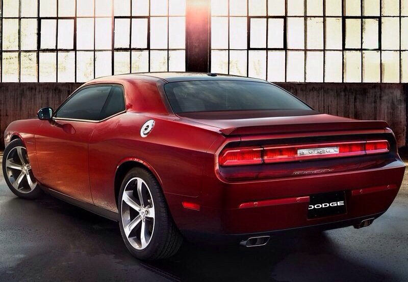 Dodge Challenger RT - Rear shot