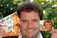 Kinder boy turns 30 years old 