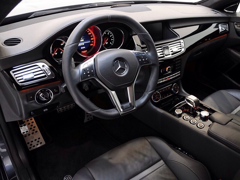 Mercedes-Benz Brabus CLS Rocket 800 - interior shot