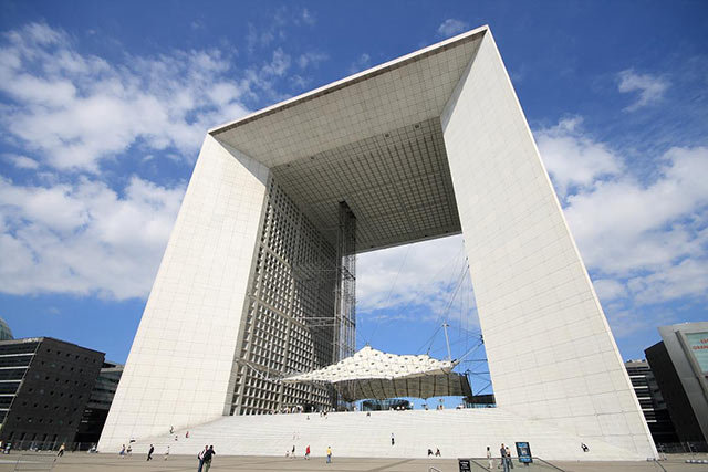 Amazing Buildings - Great arche of defense (Paris, France)