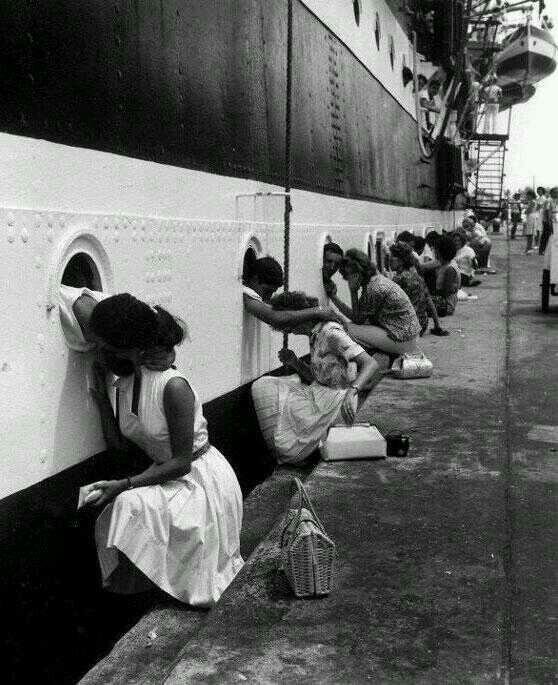 Departure of the “Amerigo Vespucci”, an Italian training ship. Egypt, 1963