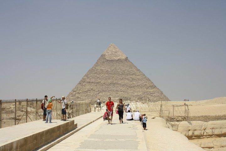 great pyramids in giza