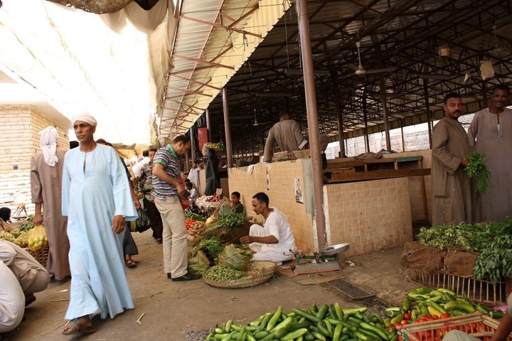 local market 2
