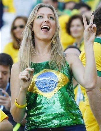 مشجعات البرازيل في #كأس_العالم