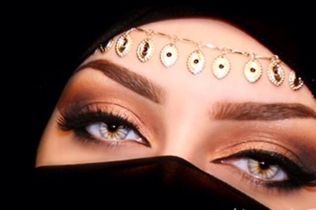 #منار_الريسي \"العُمانية\" صاحبة أجمل عيون في العالم #مشاهير (صورة ٦)