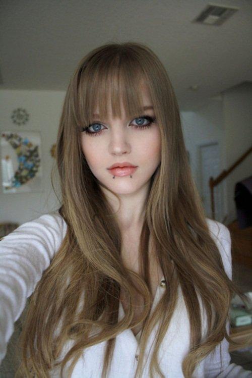 فتاة تشبه لعبة الأطفال باربي - صورة 19 -