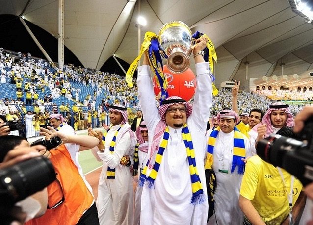 بانوراما صور #السعودية لعام ٢٠١٤ - رئيس نادي النصر يحتفل بالفوز بالدوري