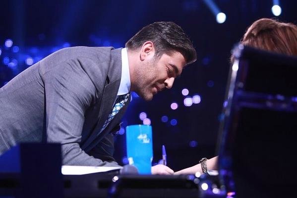 #وائل_كفورى اثناء توقيع الألبوم لـ #نانسى_عجرم #ArabIdol #NancyAjram #WaelKfoury 