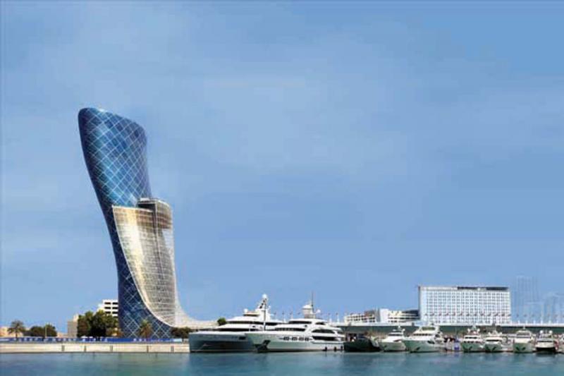 مبنى Capital Gate في #أبوظبي - صورة 3