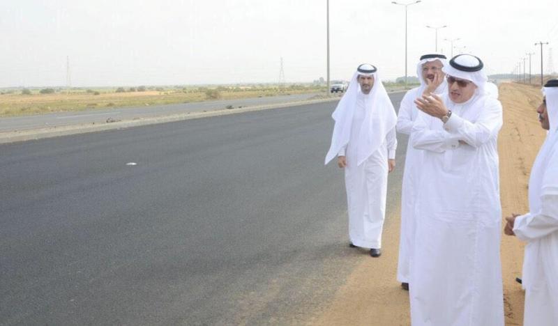  ‏#صور متداولة: وزير النقل المهندس في زيارة مفاجئة يتفقد مشاريع الطرق بمنطقة #جازان ٤