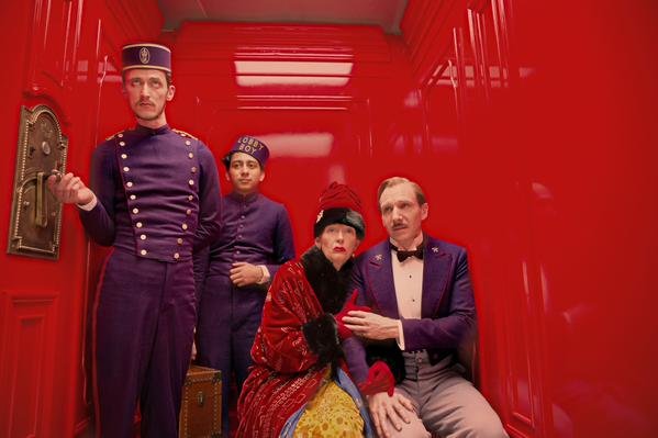 أوسكار أفضل موسيقى تصويرية تذهب إلى The Grand Budapest Hotel #oscars2015 #أوسكار_2015 #مشاهير