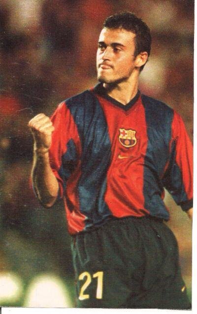انركي عندما كان لاعب لبرشلونة سجل على ريال مدريد 5 اهداف من اصل 19 لقاء #كلاسيكو_العالم #برشلونة_ريال_مدريد