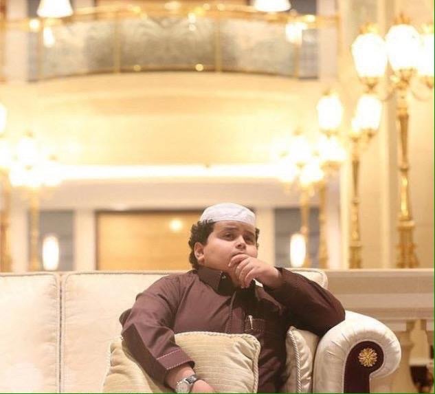 ٩٠٪ من الشعب قرر إنه مش صافن بس بيشد عحالو بعد الملفوف