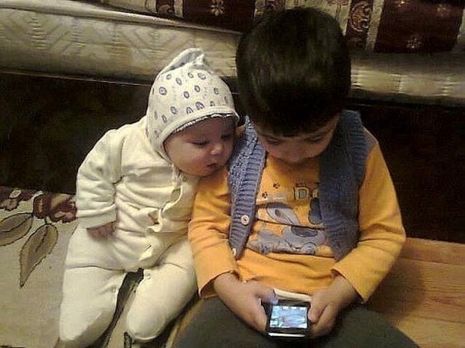 فضول الأطفال وبراءتهم 