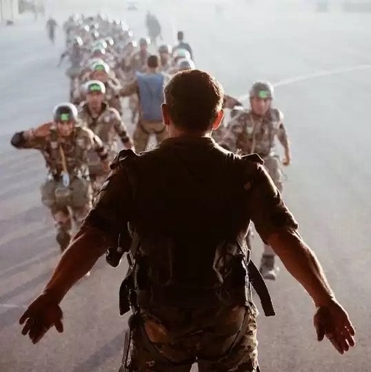 أكثر الصور انتشارا لجلالة #الملك_عبدالله الثاني ملك #الأردن - صورة ١