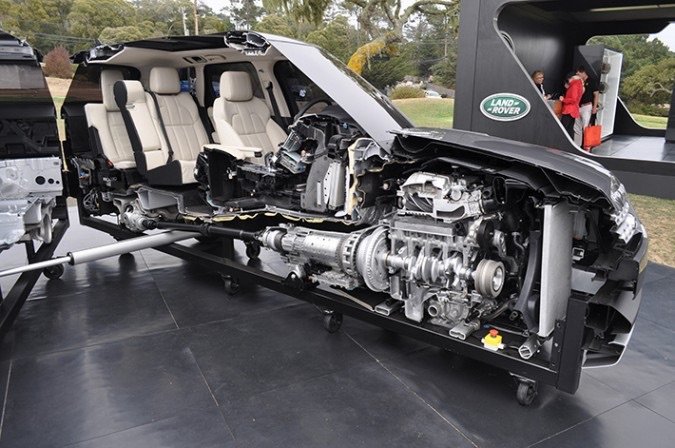 صور لمقاطع منتجات تم قصها باحتراف - Range Rover 2014