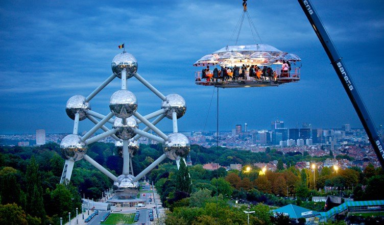 #مطاعم عشاء في الجو – #بروكسل #بلجيكا Dinner in the sky