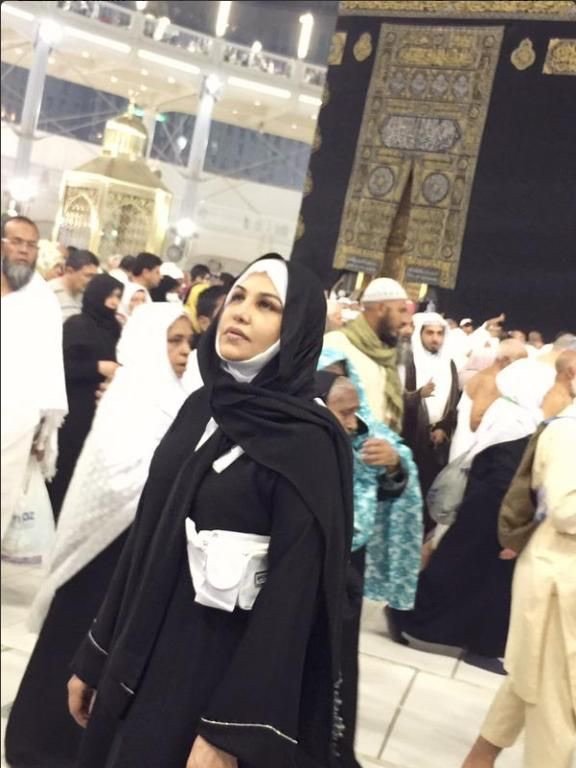 #سيلفي احلام الشامسي في الحرم #مشاهير - صورة ٢
