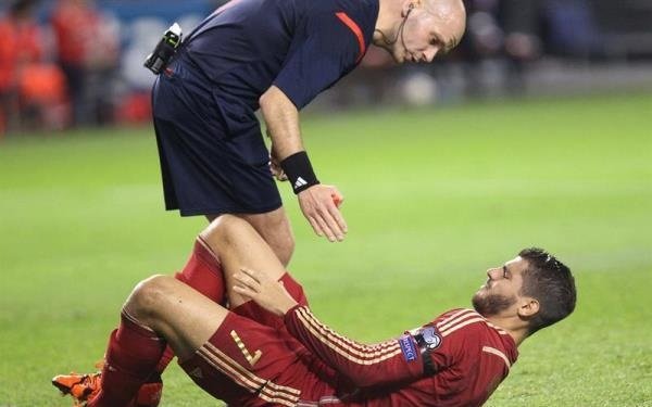 إصابة موراتا في الساق خلال لقاء #إسبانيا ولوكسمبرج #كورة