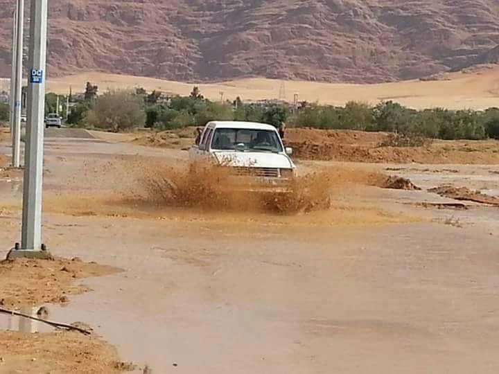 سيول منطقة الديسة في وادي رم #الاردن -1