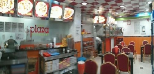  مطعم سفارى بلازا قرب سوق الامارات العام ، شارع 7 ، شارع المطار ، هضبات، #أبوظبي 