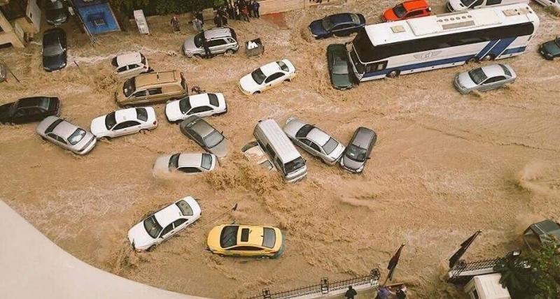 أمطار غزيرة في #عمان #الاردن #عمان_تغرق -19