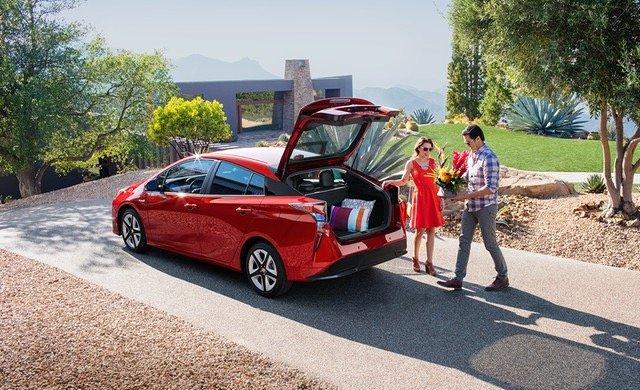 سيارة #تويوتا #بريوس #Toyota #Prius موديل ٢٠١٦ - #سيارات صورة ٤