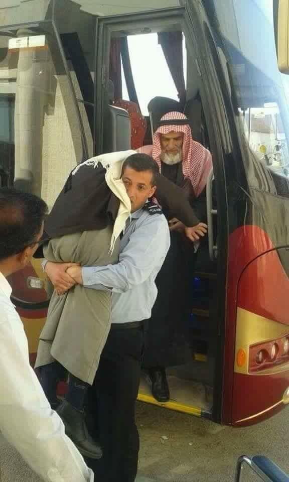 هنا #الأردن - عندما يعتبر الشرطي انه فعلا في خدمة الشعب