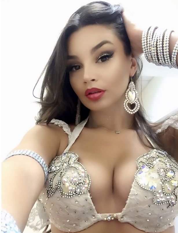 صور الراقصة #جوهرة ekaterina andreeva التي تم ترحيلها عن #مصر #مشاهير - صورة ١٦