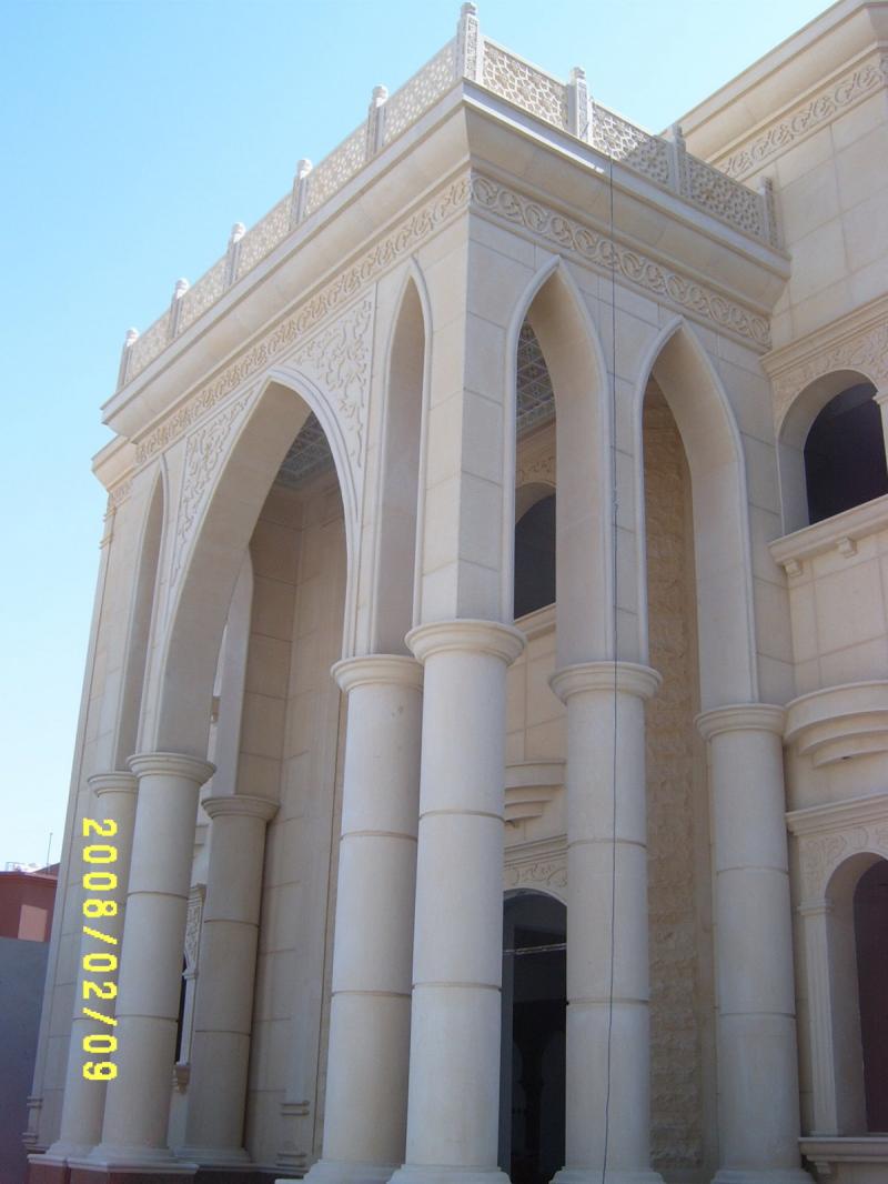 حجر طبيعي