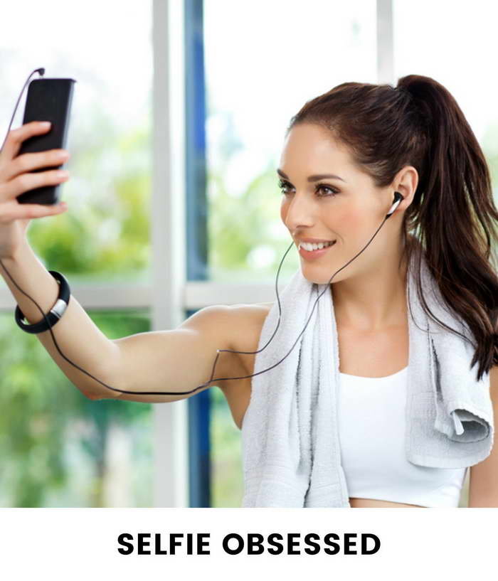 Eight Types Of Girls You See At The Gym - Selfie Girls