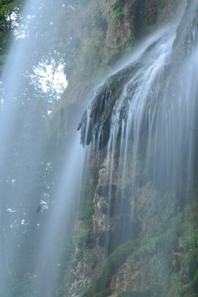 صور تحتوي #شلال #شلال_Urach #التعرض_الطويل