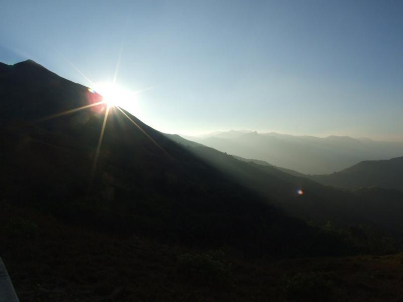 صور لـ #الهند #شمس #الغابات #غاتس_الغربية #طبيعة #تصويري