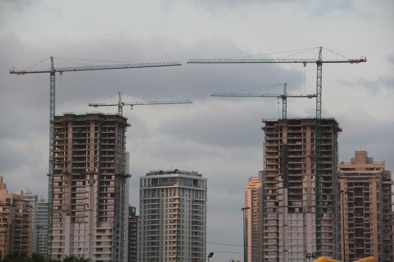 صور لـ #اعمال_بناء #رافعه #تحت_التشيد #هندسة_معمارية