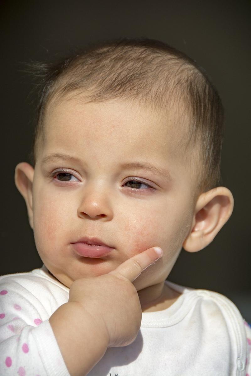 صور لـ #نائم #الغار #البراءة #حلو #M #طفل #أميرة
