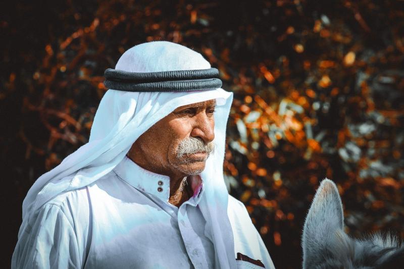 صور لـ #عنوان #الناس #بالغ #صورة #التغطية #الذكر #غير_مرتبطة