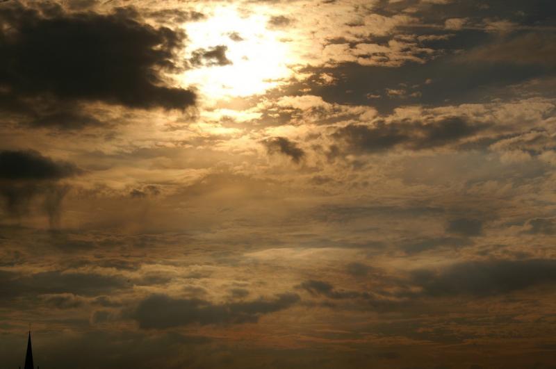 صور لـ #مساء #السحب_الداكنة #الشفق #غروب_الشمس