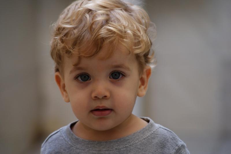 صور لـ #شاب #طفل #صورة #نظرة #أشقر #صبي
