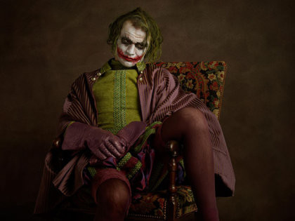 الفنان الفرنسي #Sacha_Goldberger يعيد أبطال الأفلام للقرون الوسطى #فن - 6