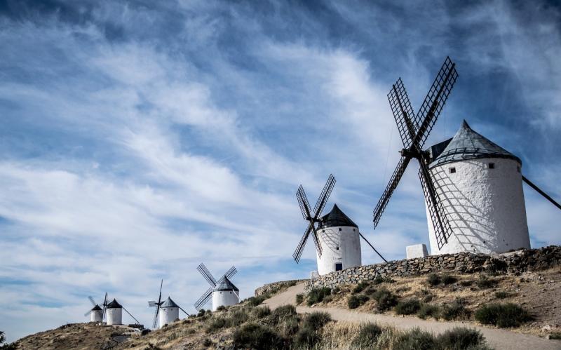 صور تحتوي #طواحين_الهواء #إسبانيا #Consuegra #المناظر_الطبيعية #توليدو
